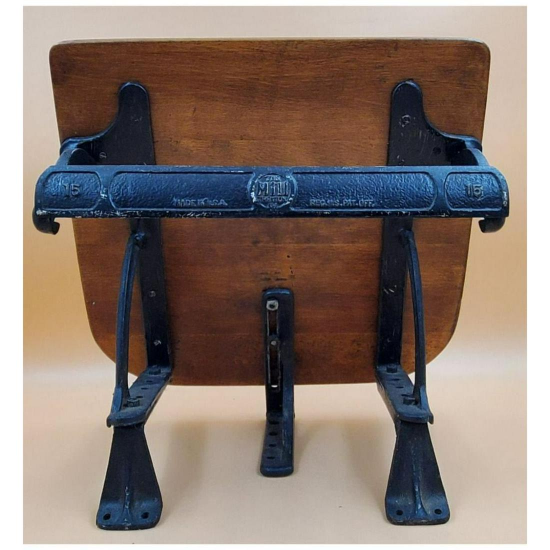 Wall Mount General Store Paper Roll Holder *NO RESERVE* (1 of 9)