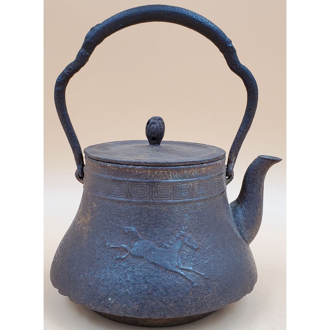Antique Signed Japanese Tetsubin, Cast Iron Kettle (1 of 20)