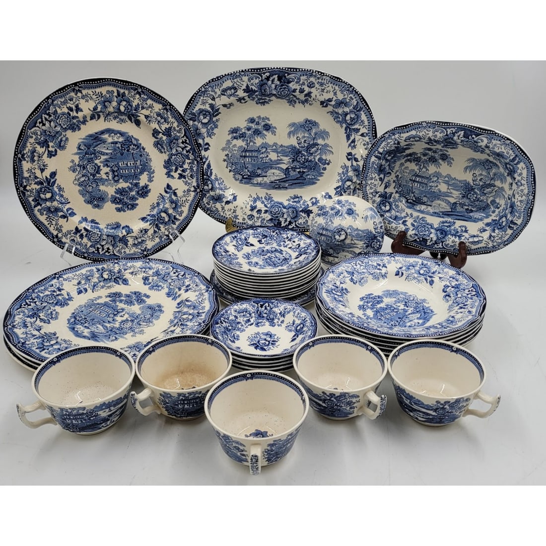 34 Piece Lot Of Royal Staffordshire China, In The Popular Blue Tonquin, Designed By Clarice Cliff (1 of 18)