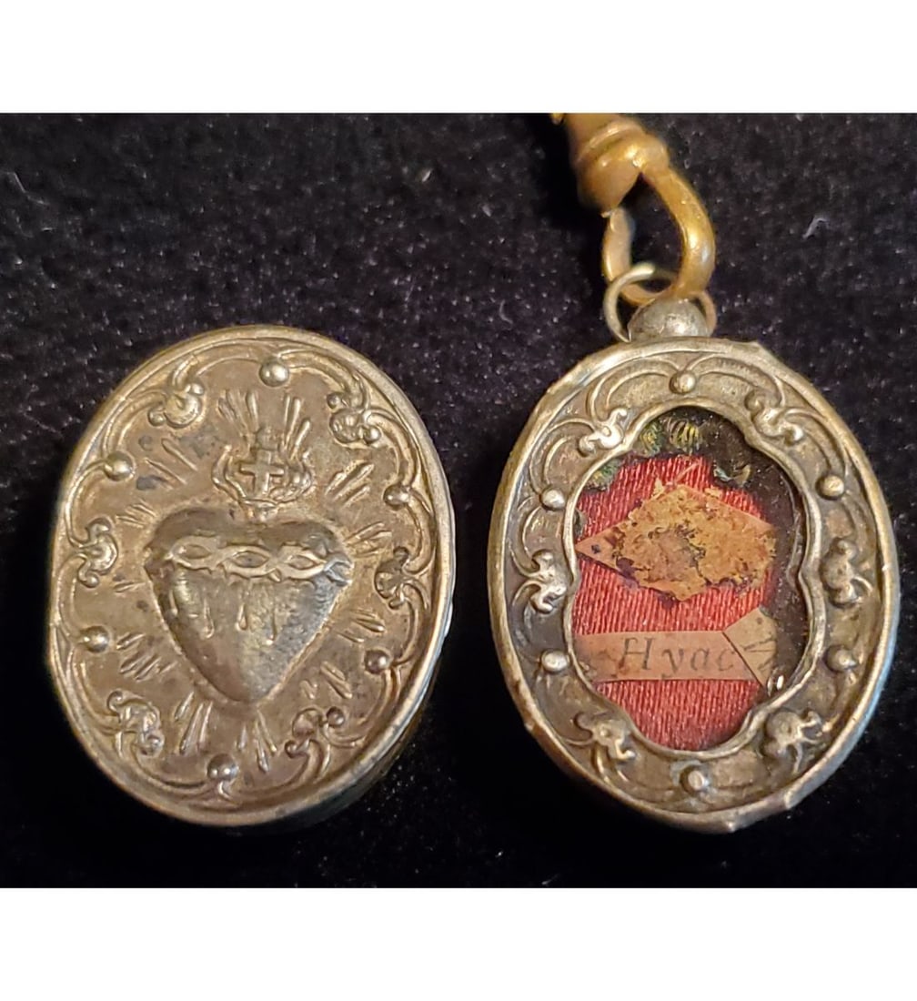 1st class relic of Saint Hyacinth (13th century) (1 of 6)