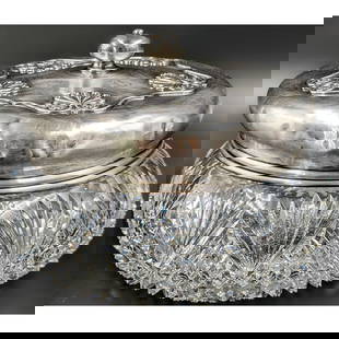 ABP CG Sterling Silver Top Covered Vanity Jar With Strawberry Diamond And Fan Pattern: ABP CG Sterling Silver Top Covered Vanity Jar With Strawberry Diamond And Fan Pattern. Measures approx. 4 1/4" X 5 3/4". There are a few chips scattered around the piece, please see pics. || Please ca