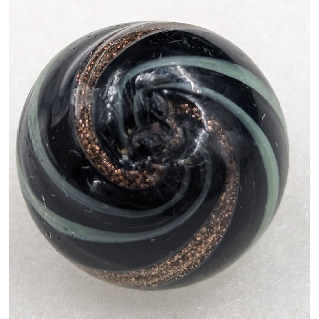 Marbles: Handmade Banded Lutz With Strong Pontils: Marbles: Handmade Banded Lutz With Strong Pontils. 19.6 mm. || Please carefully read our terms of sale, shipping information, and request any condition reports or photos prior to placing a bid. Any co