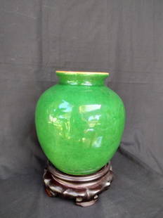 Chinese Crackle Glaze Jar: Chinese Crackle Glaze Jar. Measures 19.5cm tall. The stand is included in this lot. || Please carefully read our terms of sale, shipping information, and request any condition reports or photos prior