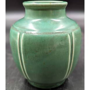 An Early Rookwood Matte Emerald Green Pottery Vase, Dated 1929: An Early Rookwood Matte Emerald Green Pottery Vase, Dated 1929. Measures approx. 4 3/4" tall. There is a tiny piece of of the overrun removed but it is rather insignificant. || Please carefully read o