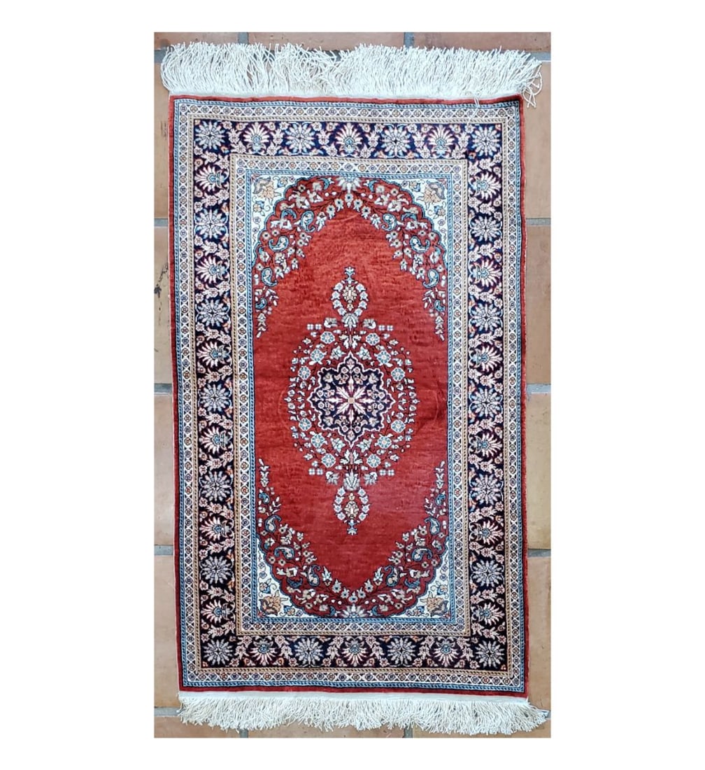 Very Fine Silk Prayer Rug 48 1/8" x 26": Very Fine Silk Prayer Rug, 48 1/8" x 26". Please carefully read our terms of sale, shipping information, and request any condition reports or photos prior to placing a bid. Any condition statement is 
