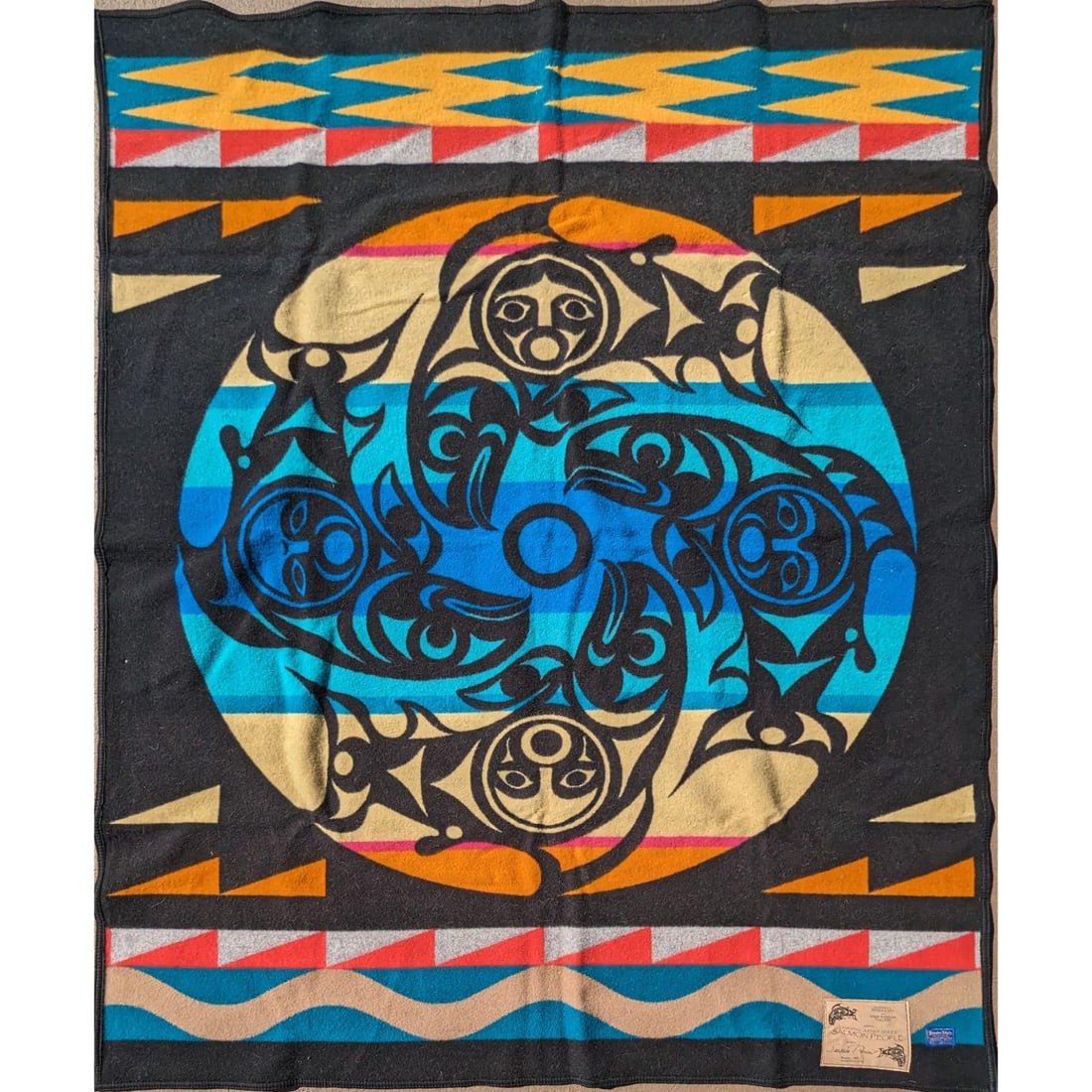 Limited Edition 147 / 500 Pendleton Native American Blanket "Salmon People" By Susan Point (1 of 11)