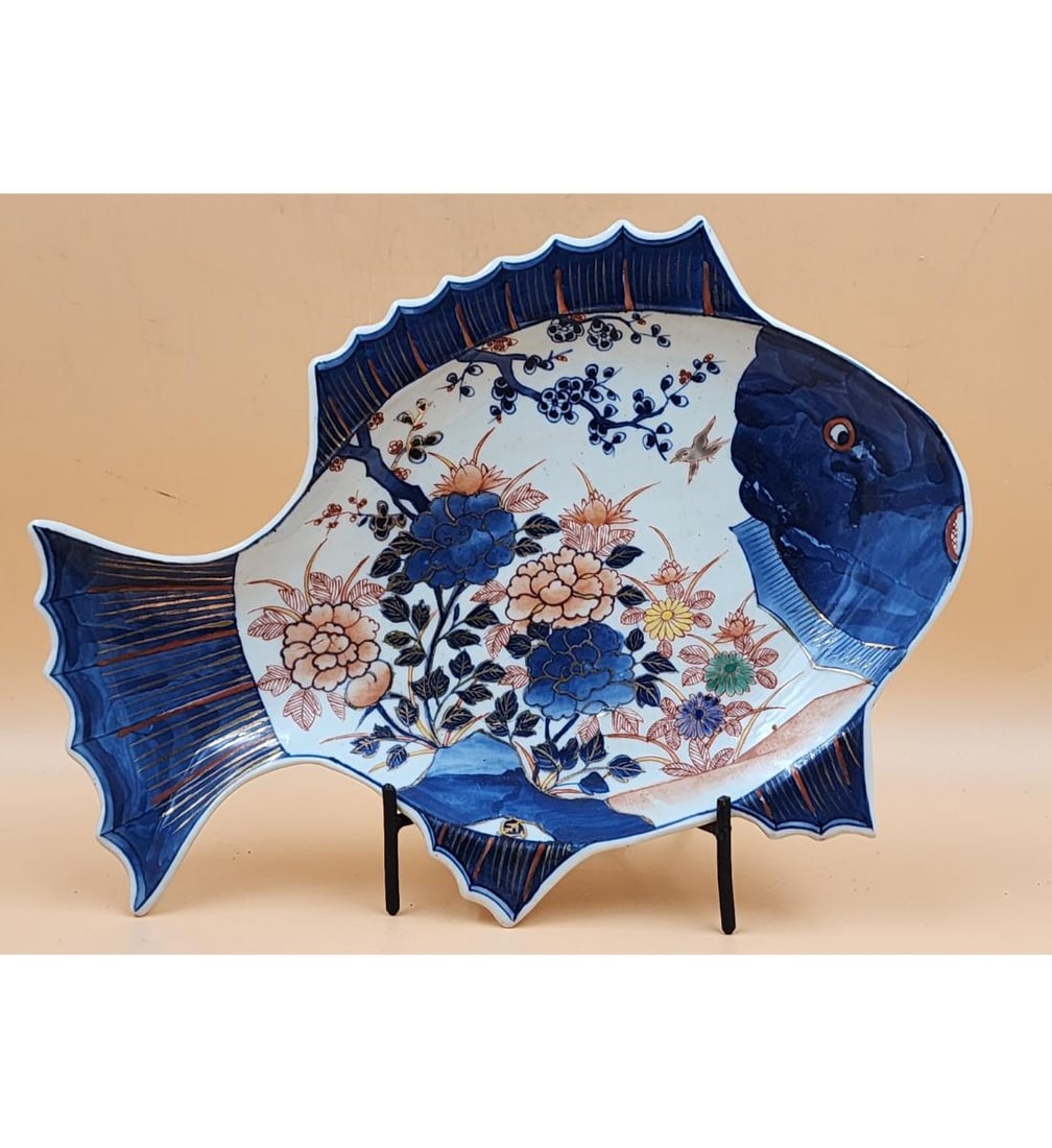 A 19th C Japanese Imari Fish Platter With Arita Kiln Mark (1 of 13)