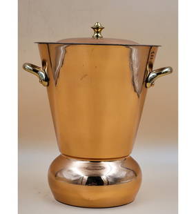 Heavy French Hammered Copper Williams Sonoma Lidded Potato Steamer Pot: Heavy French Hammered Copper Williams Sonoma Lidded Potato Steamer Pot. Measure 9.5" X 8" X 6.5"". // Provenance: PRIVATE ESATE FLORIDA. Please carefully read our terms of sale, shipping information,