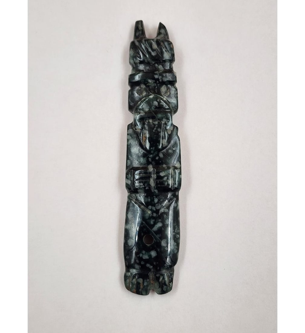 A Pre Colombian Olmec? Jade Pendant (1 of 11)