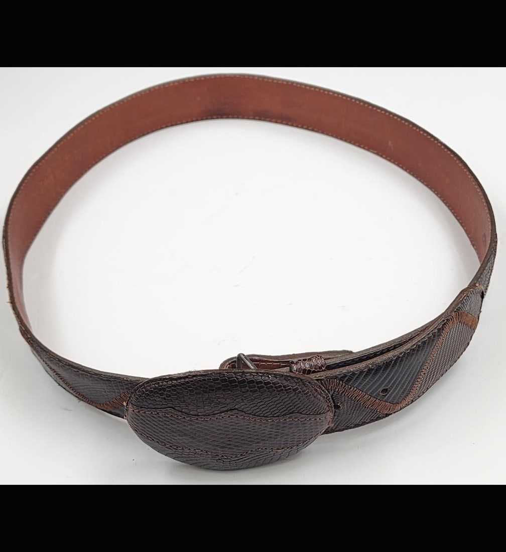 A Vintage Montana Leather Belt Size 38: A Vintage Montana Leather Belt Size 38. // Provenance: Estate Of Mary Dafoe Gowenlock & Thomas Russel Gowenlock III. Please carefully read our terms of sale, shipping information, and request any cond