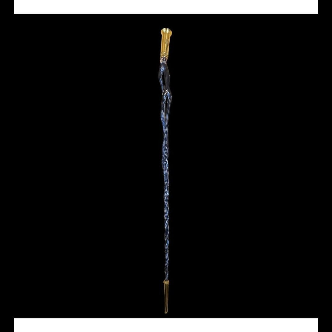A Presentation Coral And Gold Wand M Jusuf 21.6 K Gold, Approx 32.67 DWT or 50 Grams: ***RE-LISTED DUE TO BUYER NOT PAYING*** **DUE TO THIS LOT BEING GOLD IT MUST BE PAID VIA BANK WIRE TRANSFER OR CERTIFIED CHECK.** A Presentation Coral And Gold Wand M Jusuf 21.6 K Gold, Approx. 32.67 