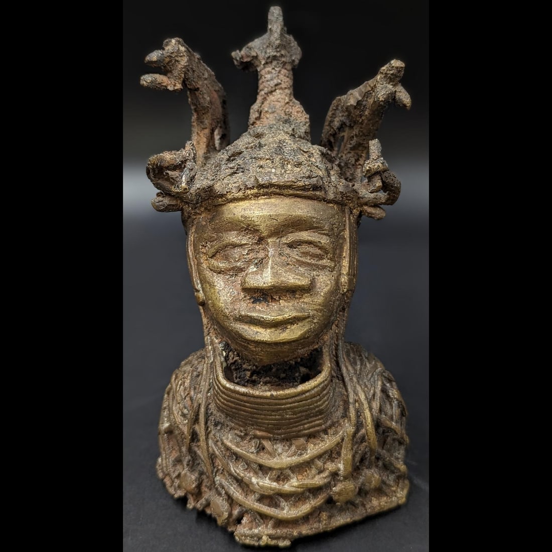 An Old African Bronze Wax Cast In The Likeness Of A Benin Oba (1 of 12)