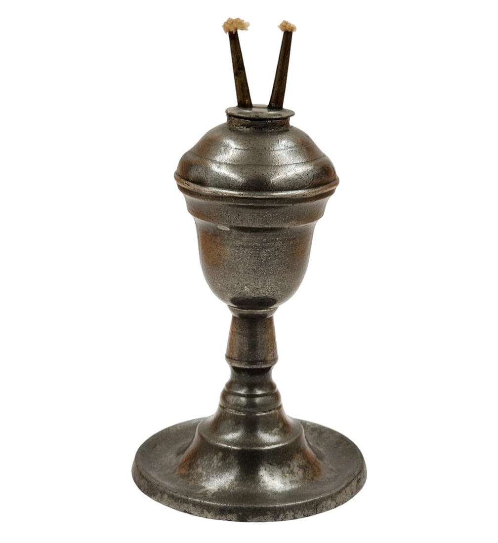 Early Antique Pewter Whale Oil Lamp (Top Does Not Fit): Early Antique Pewter Whale Oil Lamp. Measure Approx. 4 1/4" Tall. Provenance: Private Collection From A Florida Estate. Please carefully read our terms of sale, shipping information, and request any c