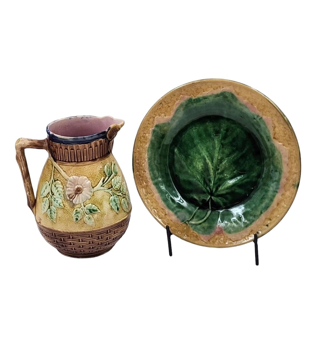 Antique Griffin Smith Hill Majolica Etruscan Pitcher And Plate (1 of 13)
