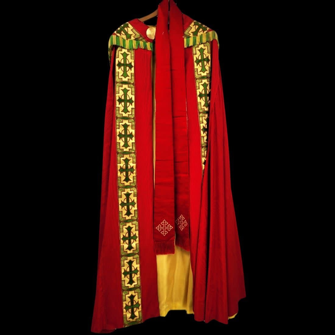 Catholic Embroidered Vestment and Stole (1 of 10)