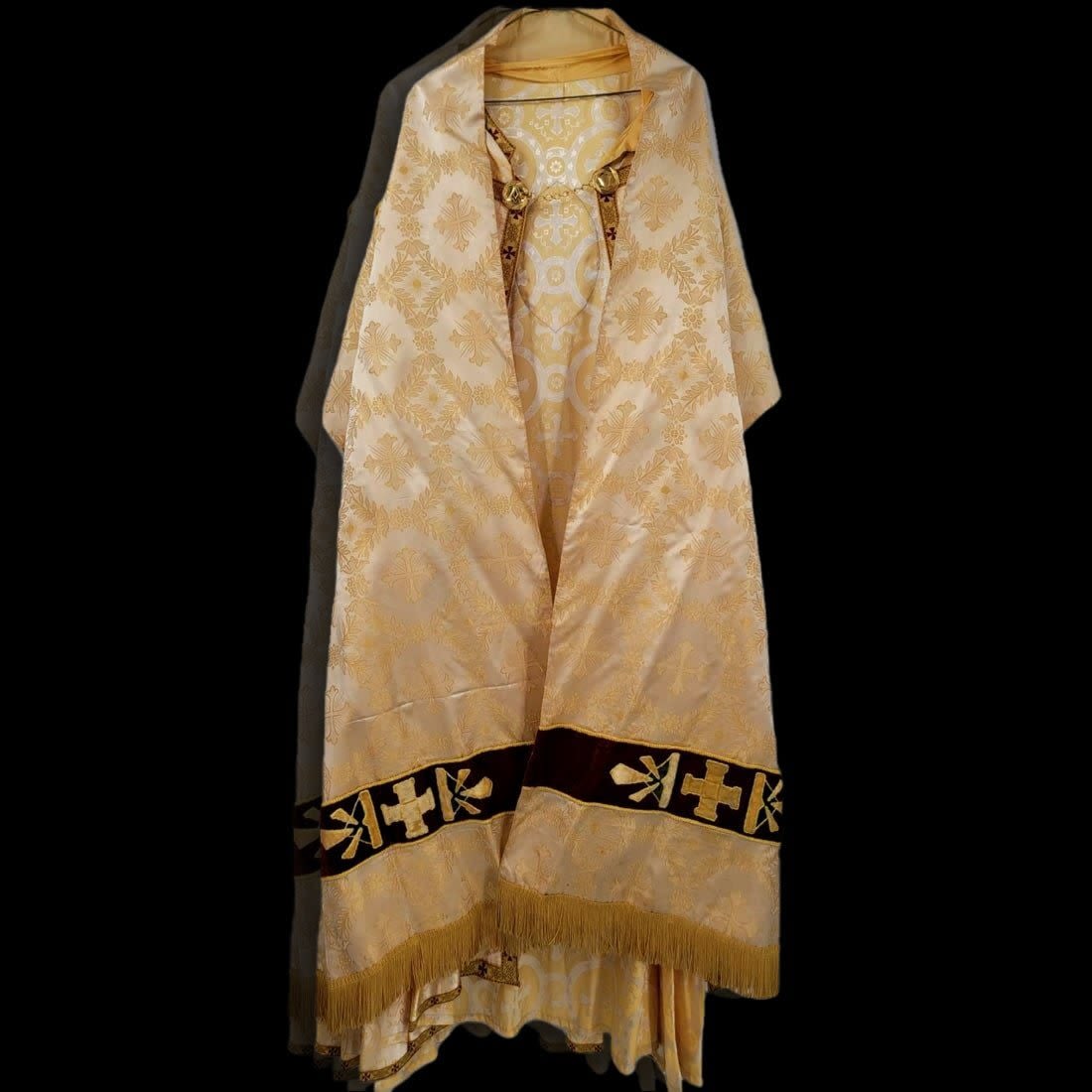 Catholic Embroidered Vestment And Stole (1 of 16)