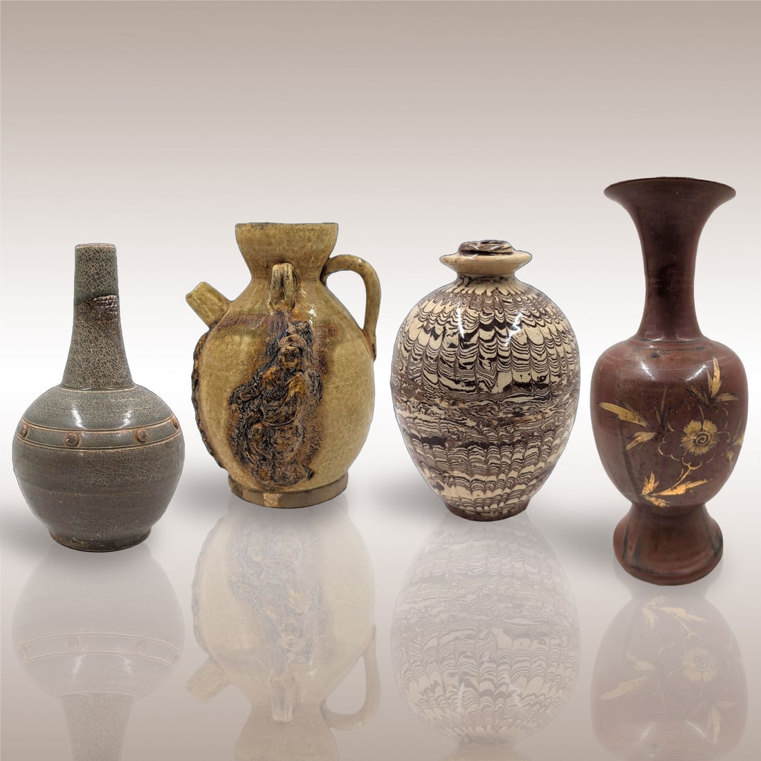 Lot Of 4 Chinese Porcelain & Pottery Vases (1 of 20)