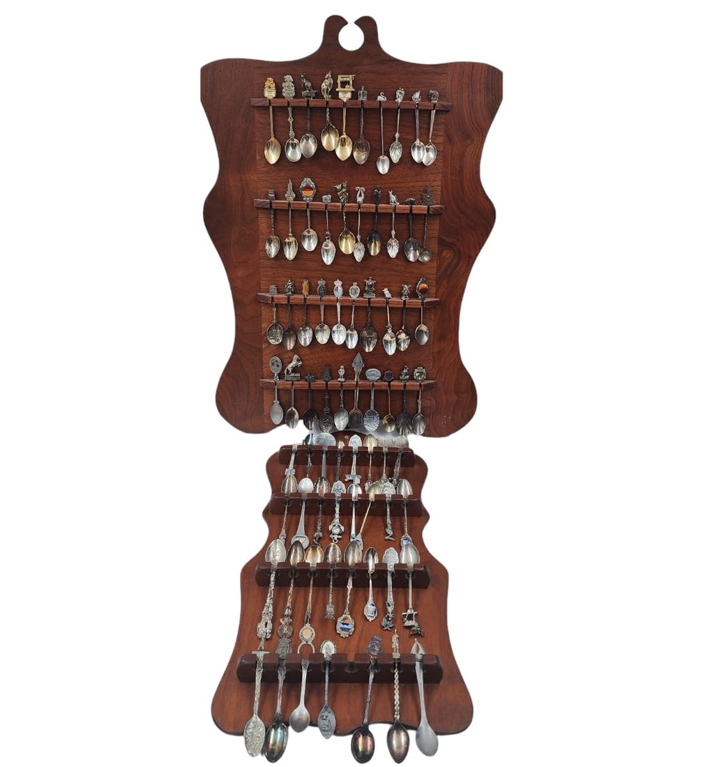 A Large Lot Of Souvenir Spoons Silver, Silverplated And Pewter With Enamels Assorted (1 of 20)