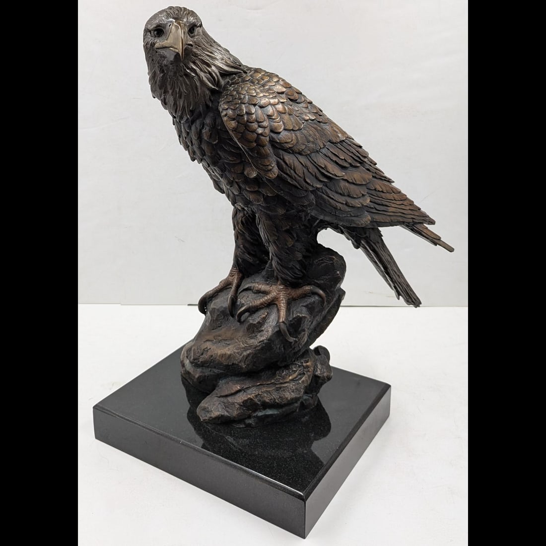 Limited Ed. 73/399 Duane Scott (American, 20th Century) Bronze Bald Eagle Sculpture (1 of 11)