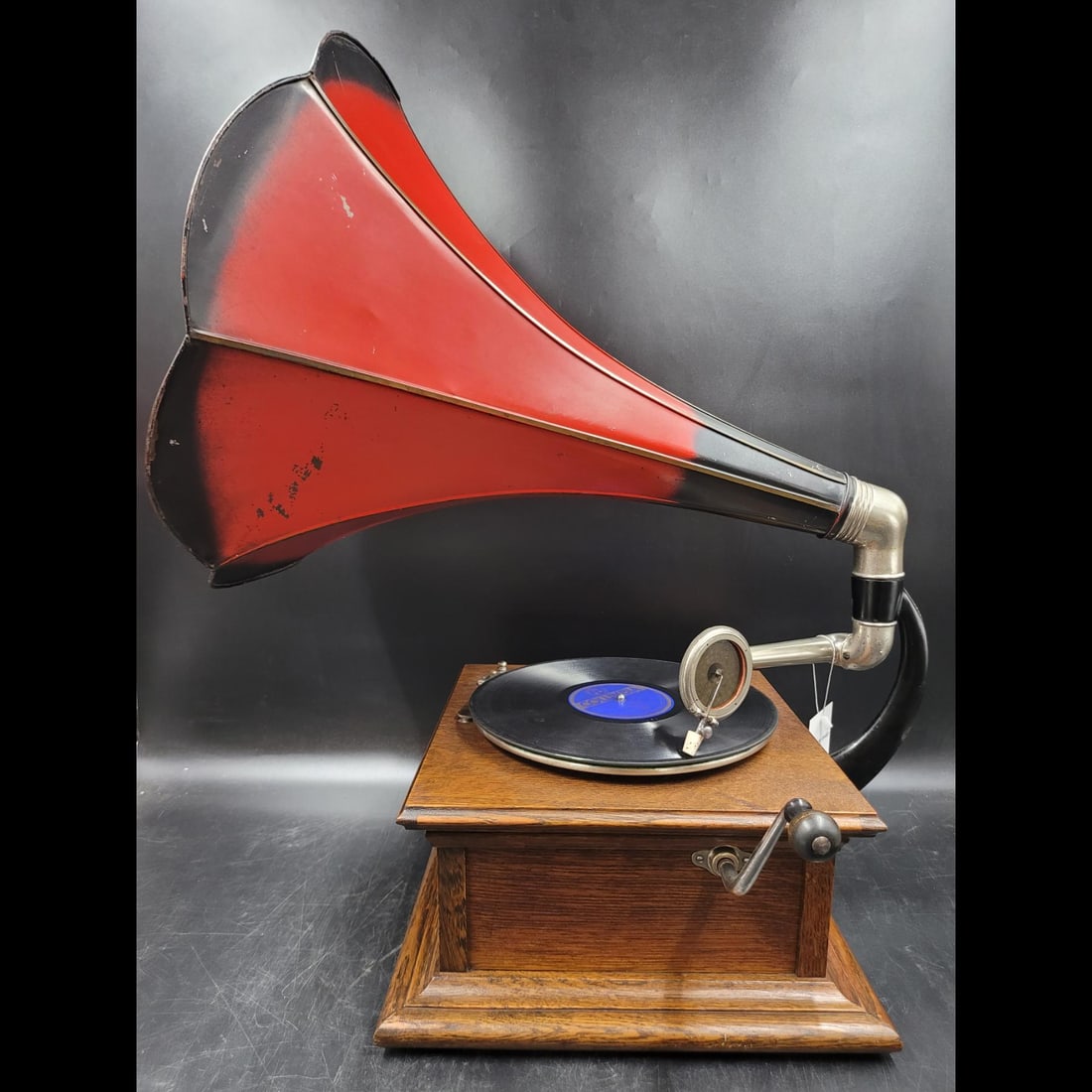 American Columbia Gramophone Phonograph (1 of 9)