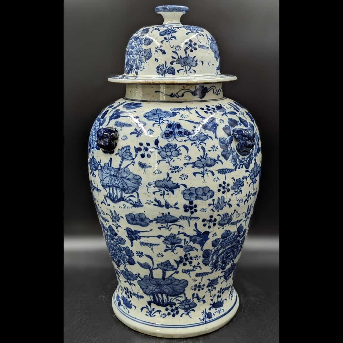 Large Chinese Blue And White Lidded Porcelain Ginger Jar (1 of 20)
