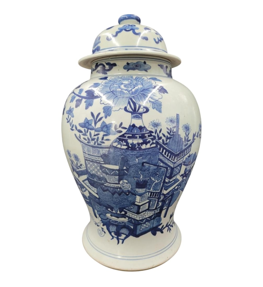 Large Jiangxi Chinese  Blue And White Porcelain Lidded Vase (1 of 13)