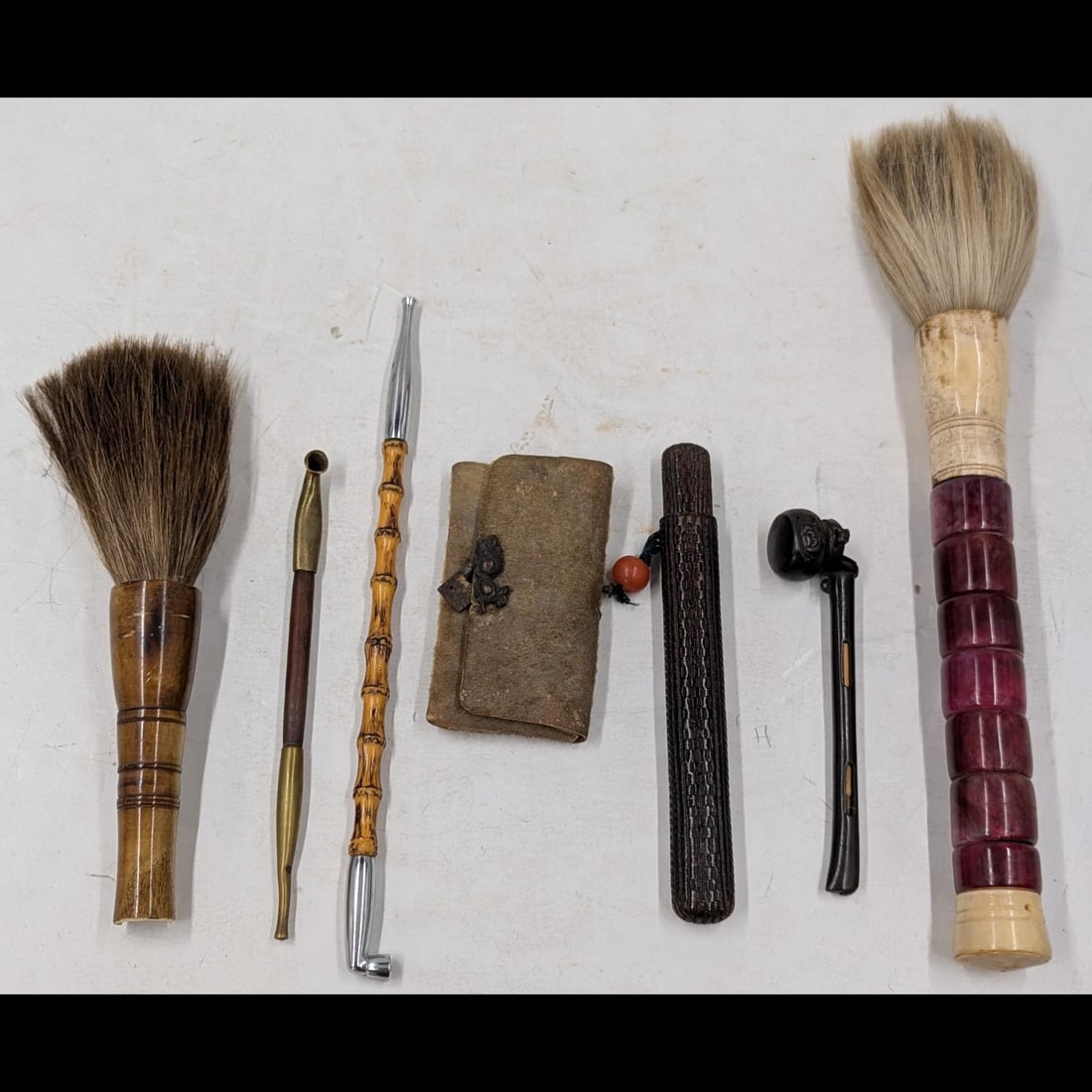 Lot Of 6 Chinese / Japanese Opium Pipes, Inkwell, And Brushes (1 of 20)