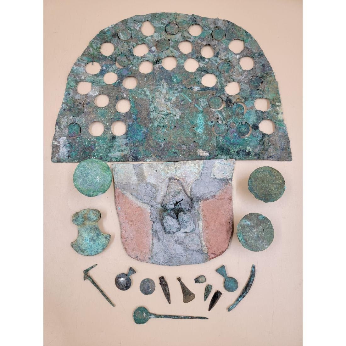 A Grouping Of Pre Colombian Or Ancient Bronze / Copper Relics & Fragments (1 of 20)