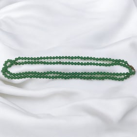 A Very Fine Old Chinese Jade Beaded Necklace