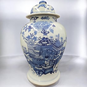 Large Jiangxi Chinese Blue And White Porcelain Lidded Vase