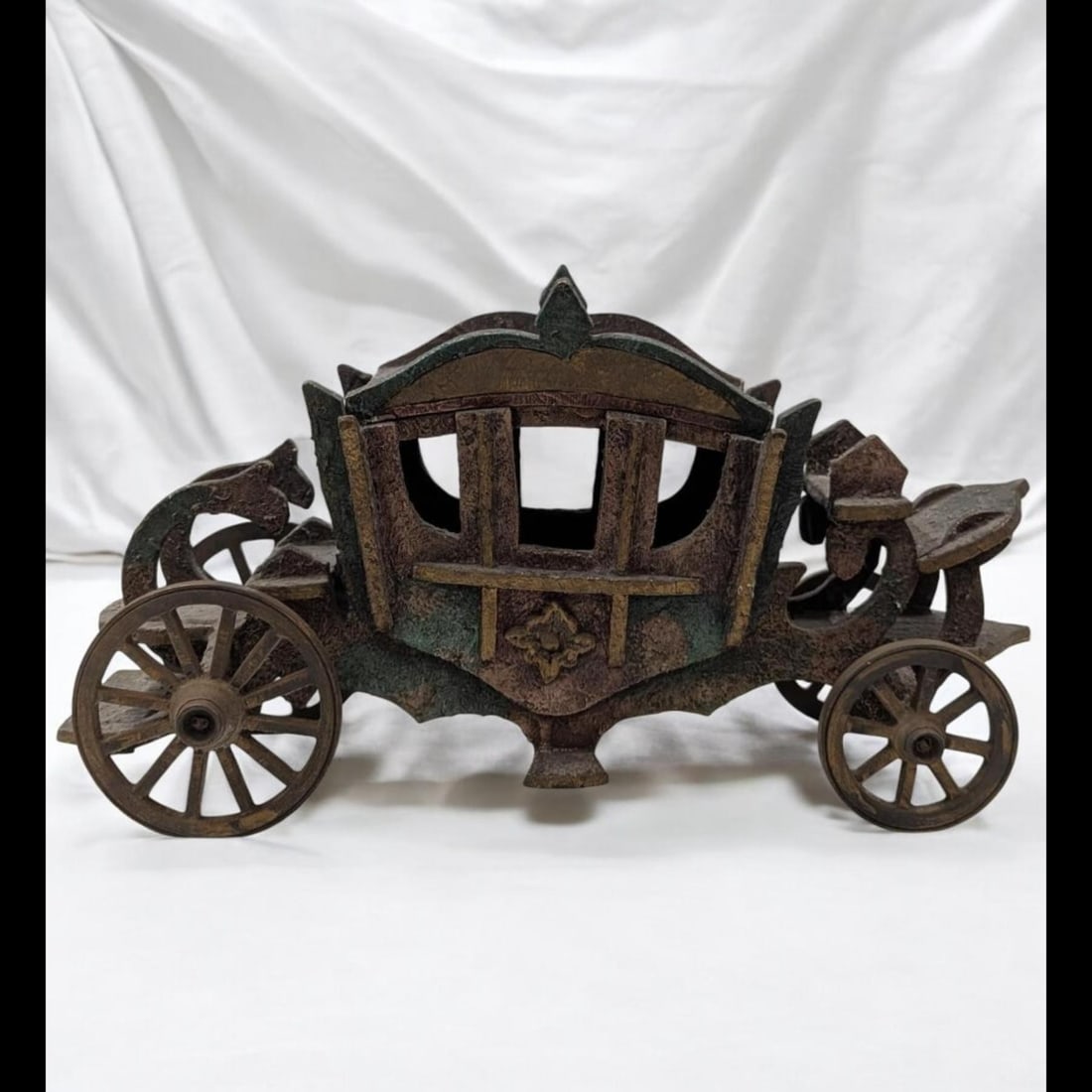 Antique Paul F. Beich Candy Company Store Display Carriage: Antique Paul F. Beich Candy Company Store Display Carriage. Measures approx. 9 1/2" X 17 1/2". Please copy and paste the URL link below to review our Terms and Conditions for bidding, payment