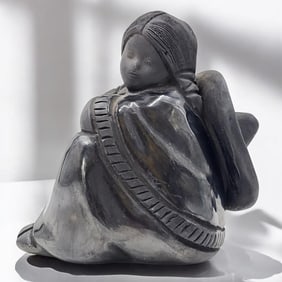 Doña Rosa (Mexican, 1900-1980) Oaxaca Barro Negro Pottery Sculpture, "Alfareria"