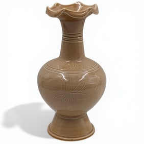 Chinese Song Style Ding Kiln Incised Porcelain Vase With Signature