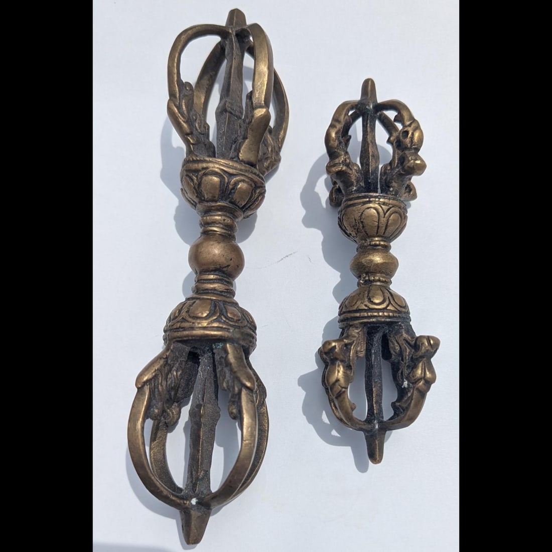 A Pair Of Tibetan Religious Bronze Vajra (1 of 10)