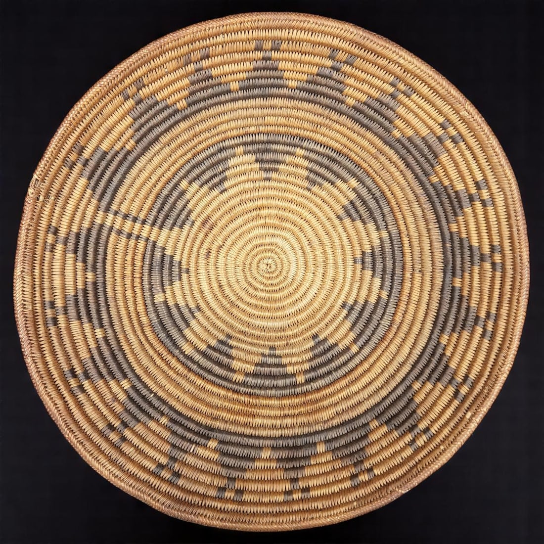 A Large Navajo Native American Woven Wedding Basket (1 of 9)