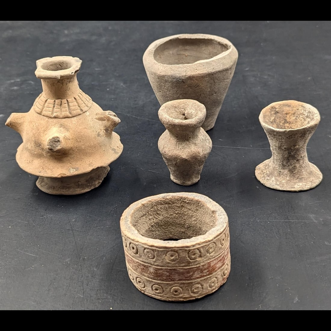 Lot Of 5 Pre-Columbian Ceramic / Terra Cotta Vessels (1 of 19)