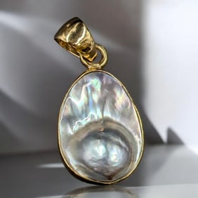 A Fine Charles Albert Alchemia Mabe Blister Pearl Petite Pendant, 7.36 Grams Total