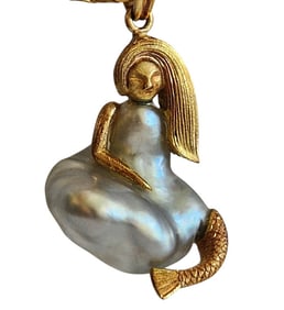 A Rare Lg South Sea / Tahitian Baroque Pearl Mounted On 18K Gold "A MERMAID" (PENDANT ONLY)