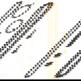 A Pair Of Old Beaded Jewelry Sets, Chinese Butterscotch Amber And Leopard Skin Jasper: ***DUE TO THIS LOT BEING JEWELRY IT MUST BE PAID VIA BANK WIRE TRANSFER OR CERTIFIED CHECK*** A Pair Of Old Beaded Jewelry Sets, Chinese Butterscotch Amber And Leopard Skin Jasper. Includes three brac