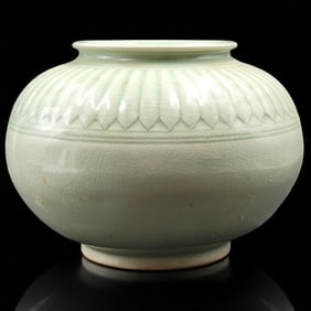 An Antique Thai Celadon Crackle Glaze Vase W/ Signature