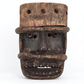 West African Wood Carved Guere Tribal Mask W/ Horns