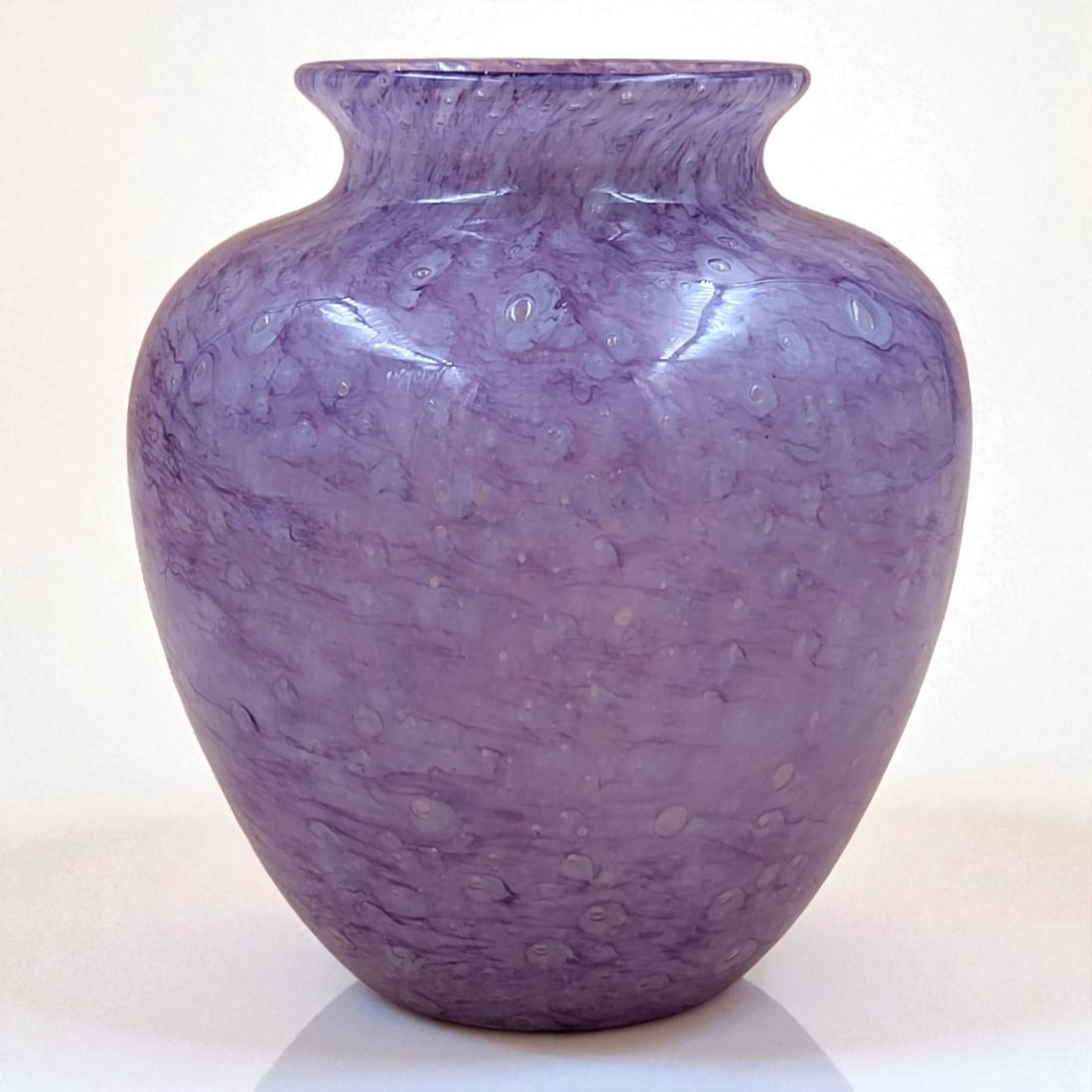 Steuben Signed Early 20th C. Antique Cluthra Lavender Art Glass Vase By Frederick Carder (1 of 8)