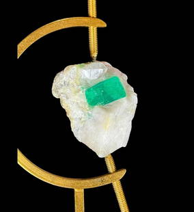 AMAZING Emerald Gemstone In Original Quartz Directly From The Muzo Mines: ***DUE TO THIS LOT BEING GEMS IT MUST BE PAID VIA BANK WIRE TRANSFER OR CERTIFIED CHECK.*** Direct from the Muzo mine near Bogota Colombia is this natural fully terminates emerald gemstone embedded in