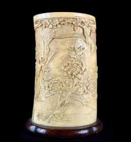 A Fine Antique Japanese Carved Brush Holder / Brush Pot, 19th Century