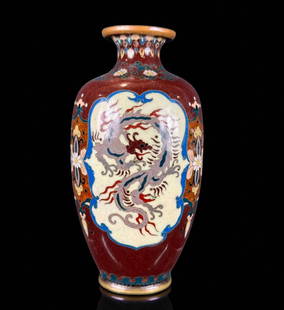 A fine antique Japanese Cloisonne Vase Meiji Period: Wonderful perfect condition Meiji period Japanese cloisonné vase. Stands 5" tall. Please READ & REVIEW our Terms and Conditions before bidding, payment, shipping and other specifics for the auction c