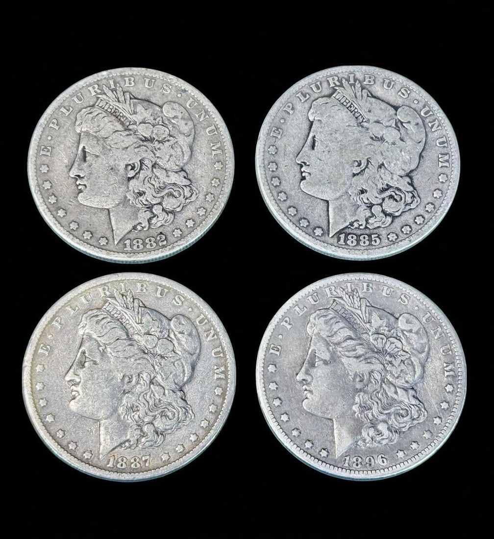 A Grouping Of 4 Morgan Silver Dollars Various Date, Ungraded (1 of 2)