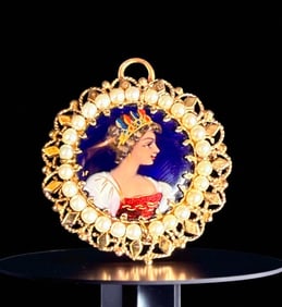 French Enameled 14K Gold Pendant Marked 14K, Weighs 8.5 Grams.
