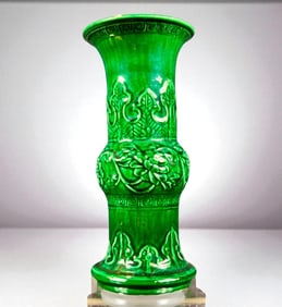 Qing Dynasty Chinese Porcelain Vase, Beaker Form