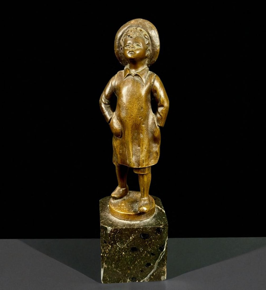 19th Century Bronze, Depicting A Dutch Boy: Antique 19th century German or Sitch bronze depicting a standing Dutch boy. Overall height 8". Signed M Frank to base. Excellent condition Please READ & REVIEW our Terms and Conditions before bidding,