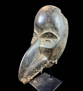 19th Century Dan Bird Mask, Specifically Known As A Ge Gon Or Gagon Mask: Dan bird mask, specifically known as a Ge Gon or Gagon mask, originating from the Dan people of Ivory Coast and Liberia in West Africa, circa late 19th century. See Bonhams African art sale, 23 May 20